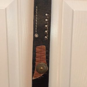 Vera Pelle belt black with brass concho accents!